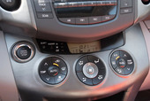 2009���������RAV4