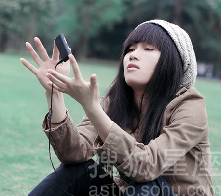 【商都】<em>女人手掌厚</em>_<em>女人手掌厚</em>好吗_【键盘