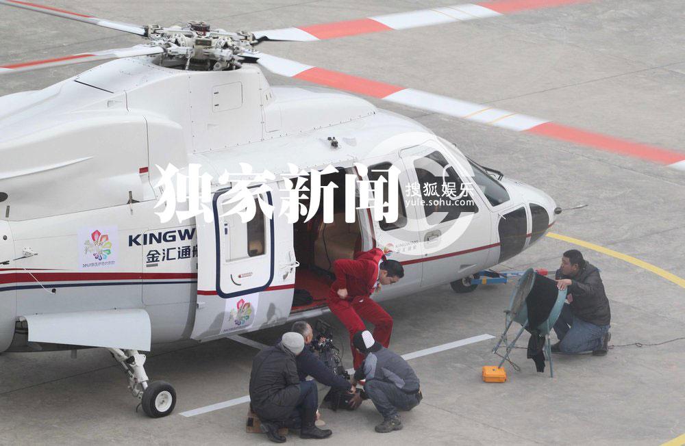 东方卫视春晚_东方卫视鸟叔收入(3)