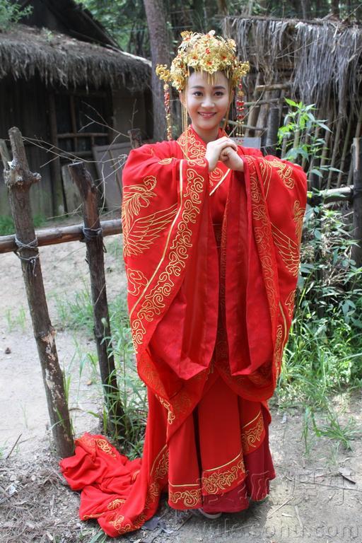 金起范《<em>吉祥天宝</em>》坐气球成婚