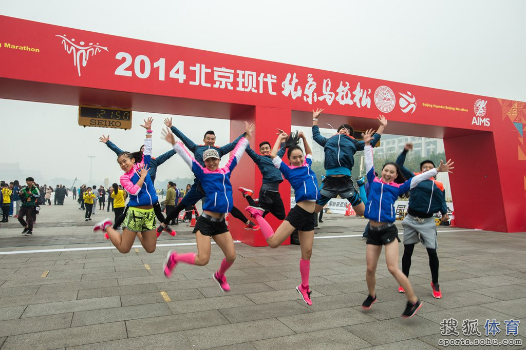 地方台最漂亮的主持人_地方台主持人收入(3)