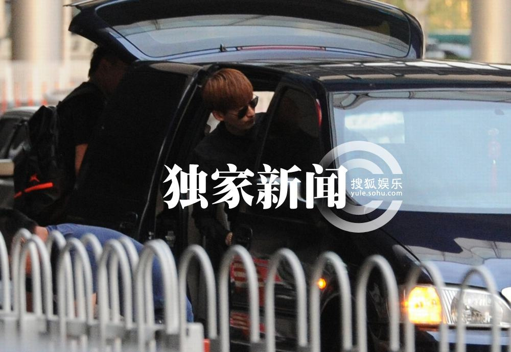 独家:张翰帅气回京 花儿与少年再聚首