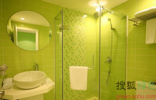 低预算旧房翻新｜佛山老小区卫生间窗户风水禁忌，花小钱改出好运势