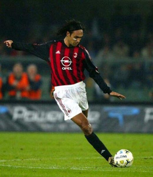 足球后卫_带刀后卫_自由足球后卫_足球厉害后