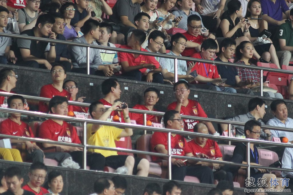 中国流浪汉广州 Img7067944_f.jpg