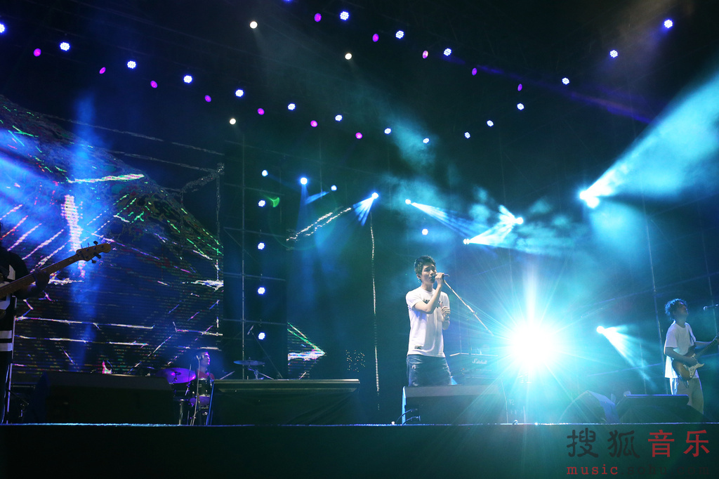 Img8431956_f.JPG