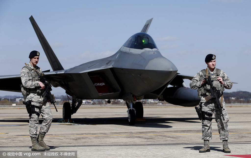 美国最新的隐形战斗机 Img8292868_f.jpg