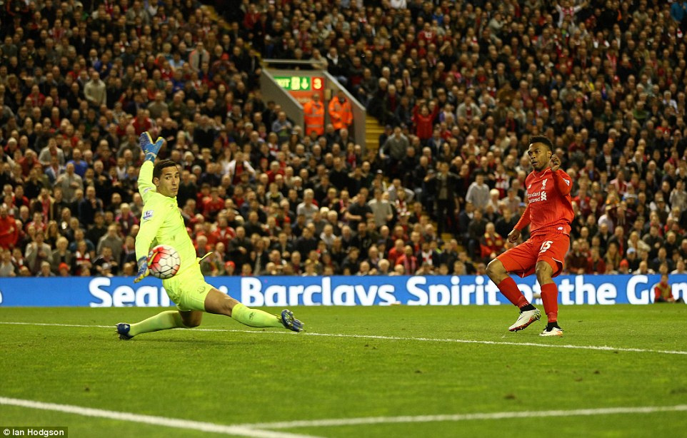 古迪逊公园的蓝色狂欢:皮克福德7次神扑 埃弗顿2-0利物浦扼杀争冠悬念