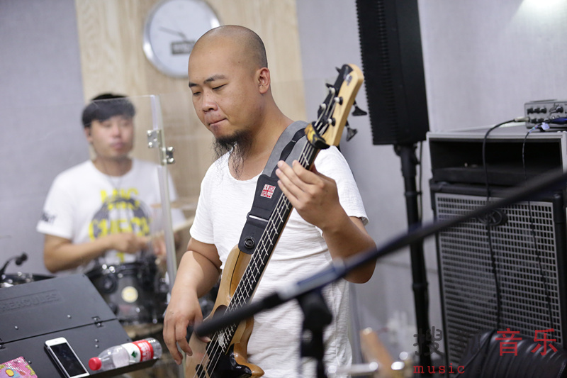 Img9100476_f.jpg