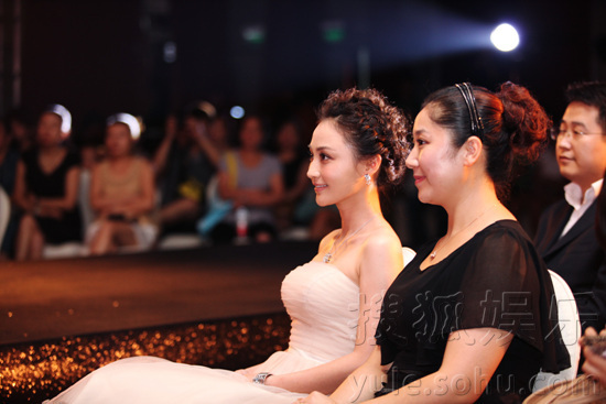 包头人口美女_包头人口变化趋势图(3)