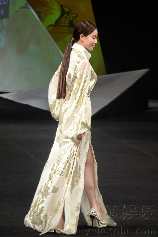 最新时装周走秀音乐 Img7789992_f.jpg