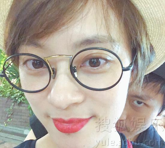 成功女人背后的男人 孙俪自拍邓超抢镜不停