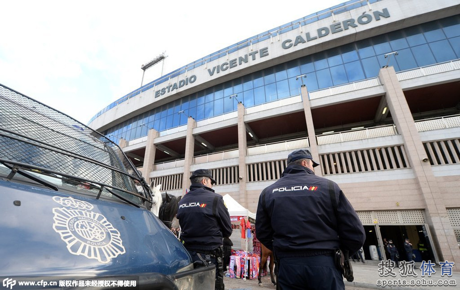 帆船图:表情身亡高清出动骑马众结构球迷a帆船古代警察的球迷图片