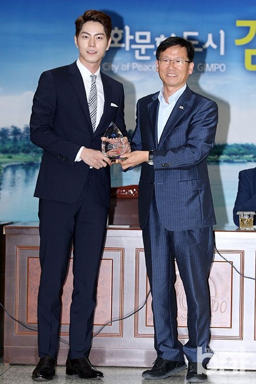 高俊熙洪宗玄被委任为亚洲青少年电影节大使7885800-娱乐频道图片库-大视野-搜狐