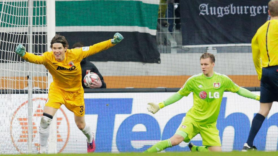 奇!门将补时进球救主 高举双拳全队大狂欢(图)