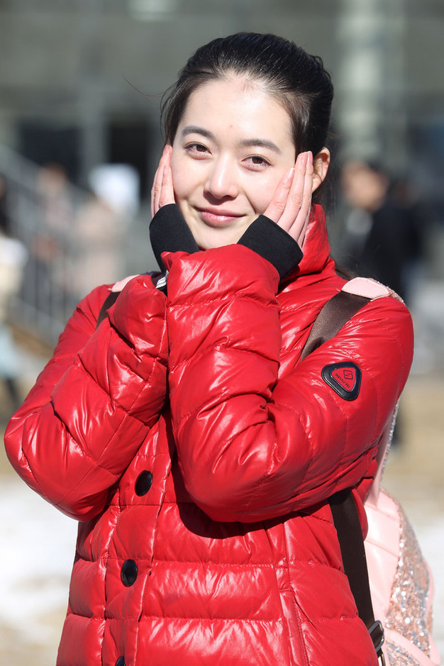 北影艺考招生初试 校园美女如云