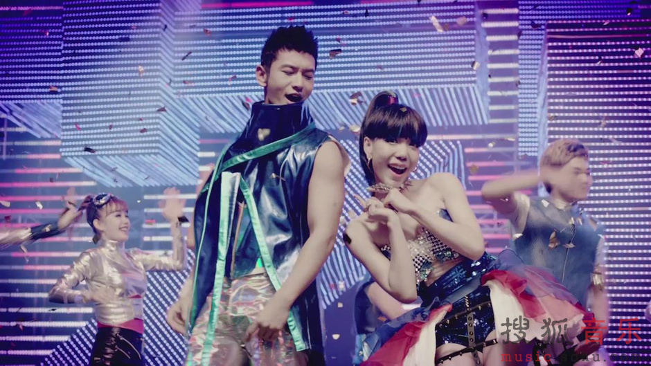 吴莫愁<em>性感胸衣</em>欢乐来袭 短裙热舞火爆贺岁59