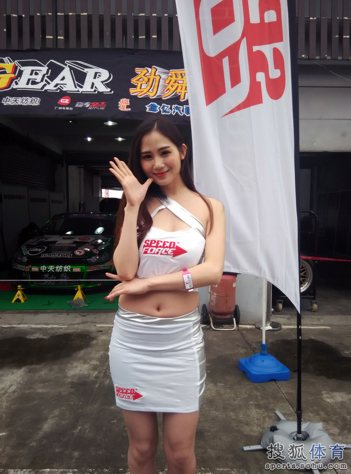 Img8355104_n.jpg
