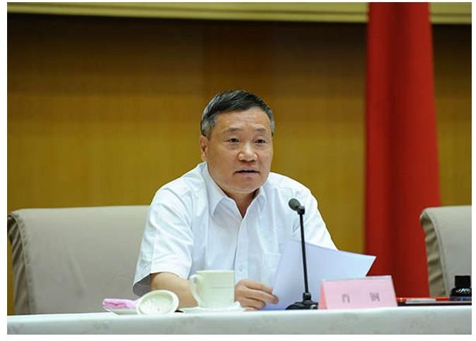 <em>做</em>过证监会主席的<em>人</em> <em>头发</em>都白了?5246208-证