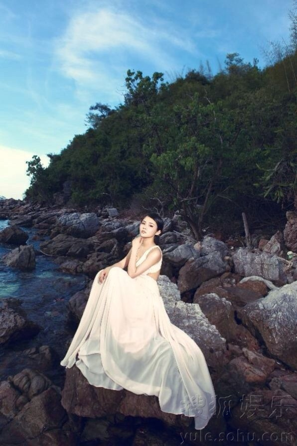 徐冬冬泰国写真曝光 反季节风格极富创意5777