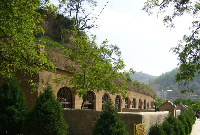 独特的中国民俗建筑--大西北的陕北窑洞