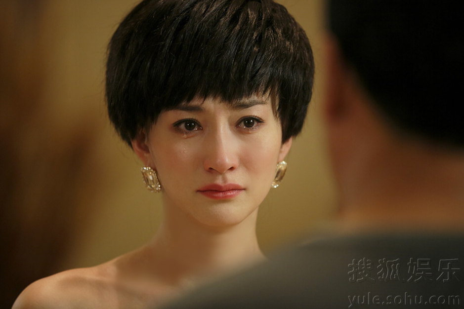 《大丈夫》曝李小冉哭戏剧照 梨花带雨惹人疼