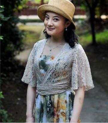 她是娱乐明星中最出色的一位女明星,因为她考上了北京大学,金铭