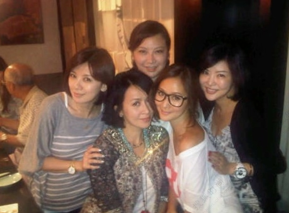 台湾第一<em>美女少</em>奶私密生活 21岁身家亿万624