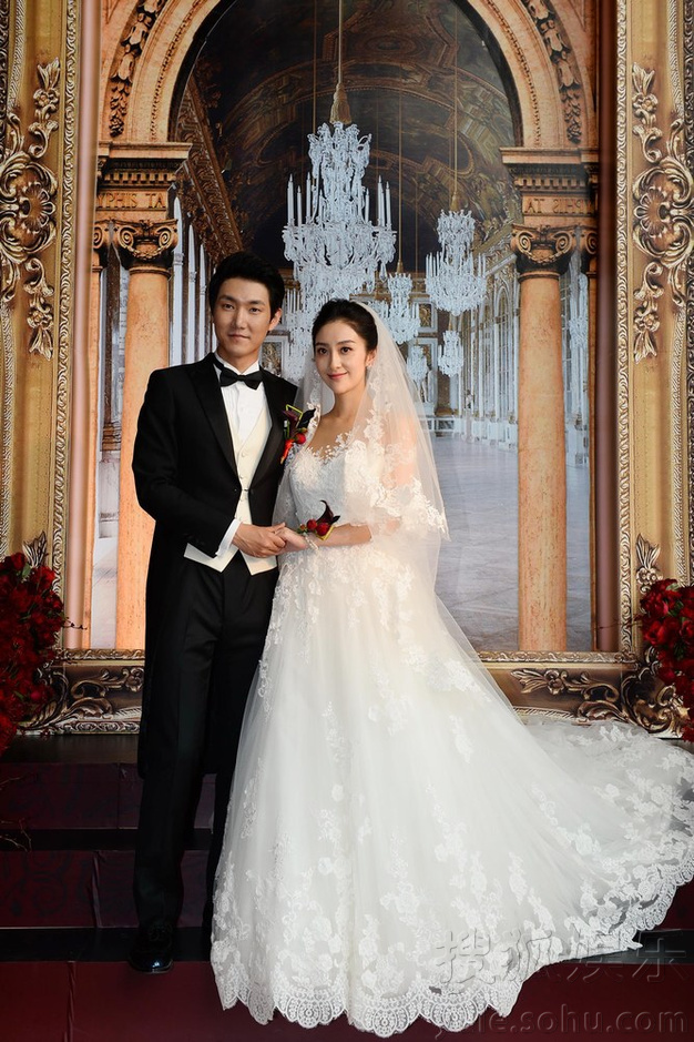 歌手王晰甜蜜大婚 送老婆银行卡当信物8506920-娱乐频道图片库-大视野-搜狐