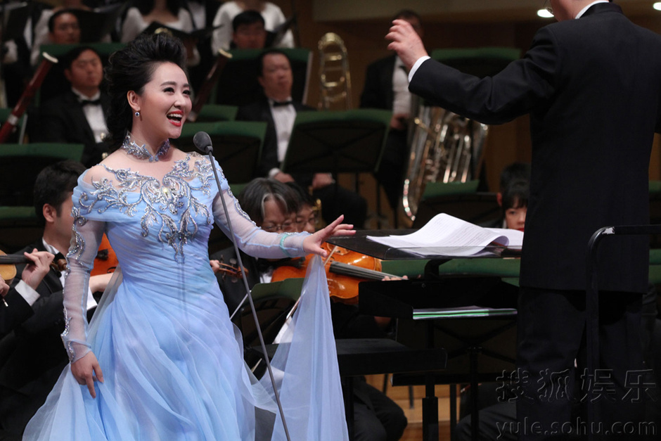 谢师恩周旋个唱北京音乐厅举行 金嗓子声动京城 著名青年歌唱家周旋
