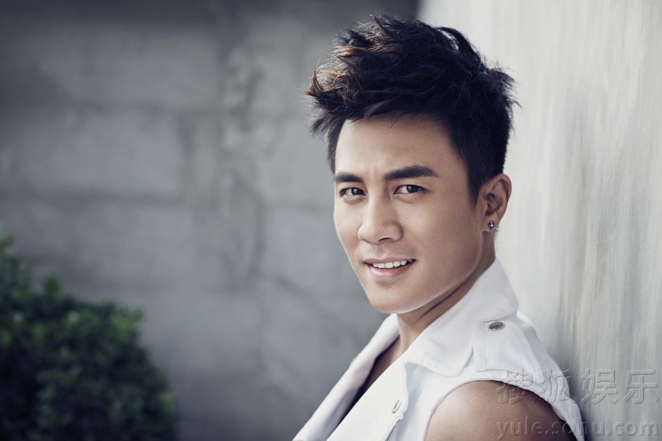  杜淳最新 时尚写真曝光 展青春偶像潮范儿5999