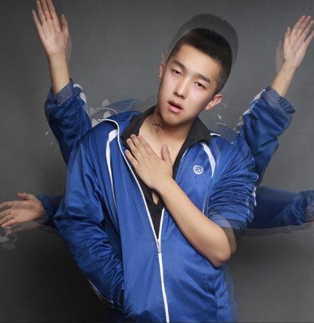 中学生拍摄校服写真图片
