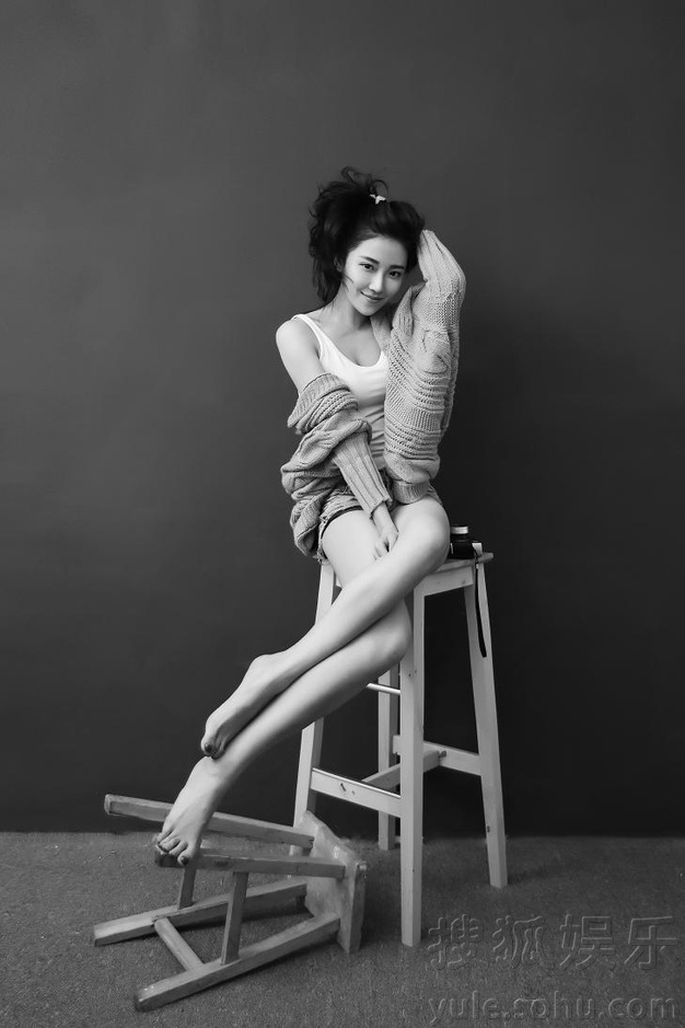 菅韧姿慵懒写真 清新调皮演绎<em>可爱性感女人</em>69