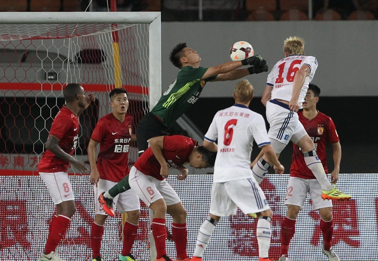 恒大汉堡对位PK:钻石胜荷兰小贝 埃神获最高分