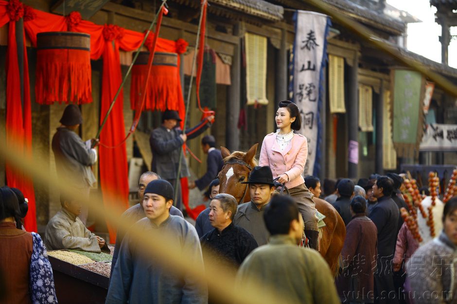 《刀客》登陆四大卫视 小<em>女人毛</em>晓彤展大情怀