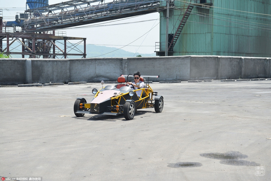  农民 21天 造出  原子跑车  最高时速达145码844