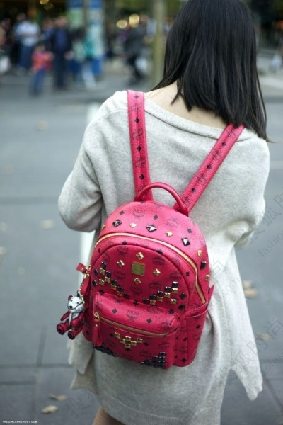 情迷复古双肩包5927948-搜狐时尚频道图片库