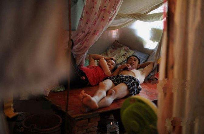 十元店性工作者:18岁农民工玩小姐是种生活