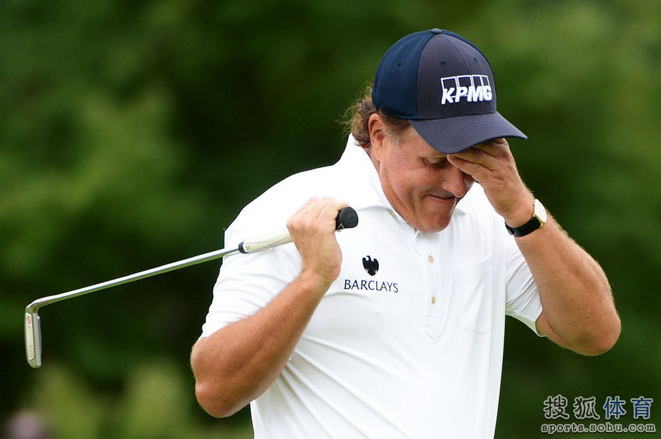 十佳图:麦克罗伊与小粉丝拉手 柳萧然疯狂庆祝