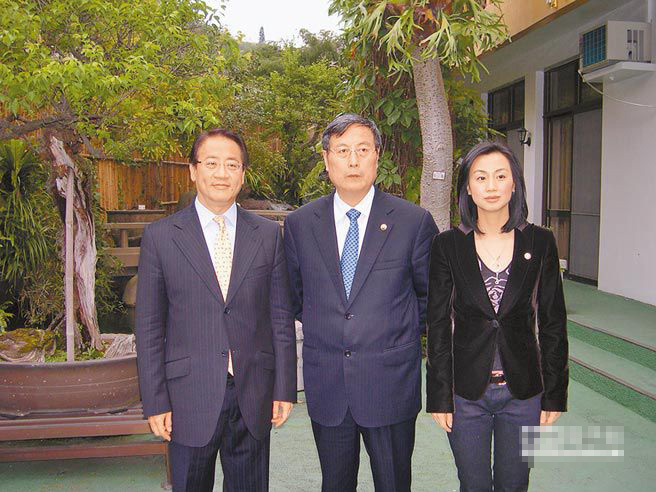 揭秘被撤职的最美女政协委员刘迎霞6266752-