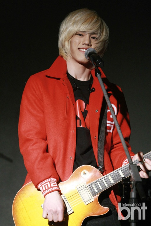 CNBLUE等出席电视剧《清潭洞111》后续发布