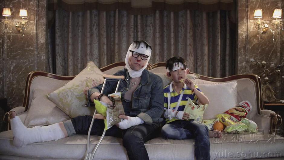 《屌丝男士2》第二集上线 大鹏全裸搭讪蓝燕(