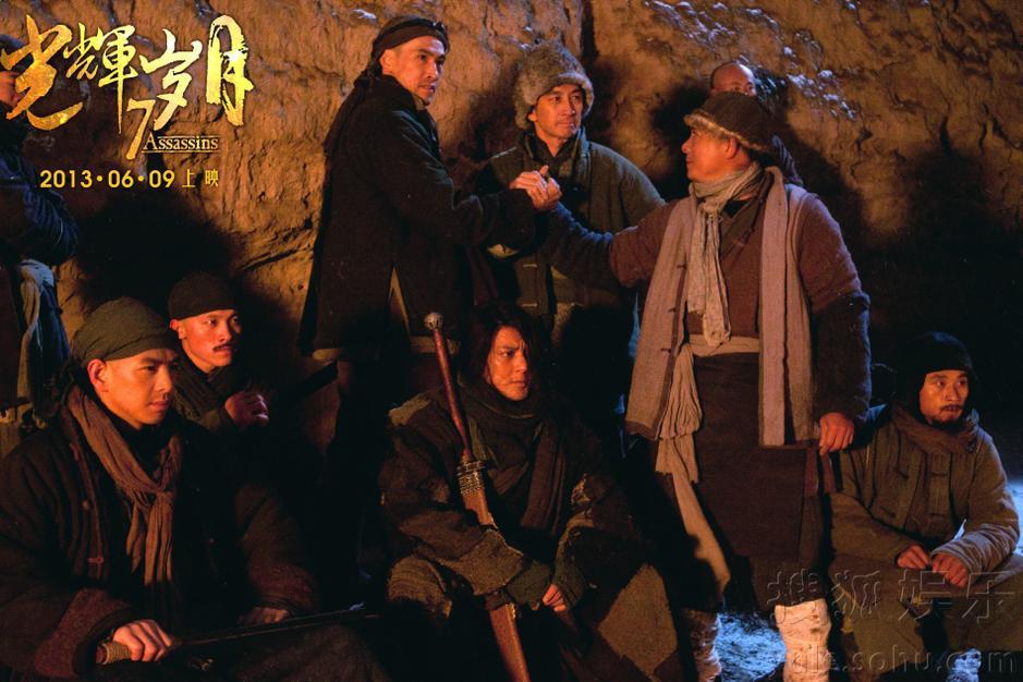 《光辉岁月》发制作特辑 黄金大叔频卖萌-娱