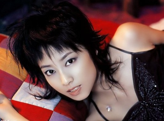 杨幂公布怀孕预产期 揭娱乐圈未婚先孕的女星