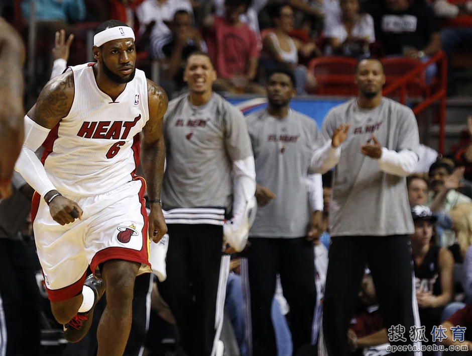 高清: 热火VS奇才 詹皇戏耍阿里扎 韦德单挑比尔