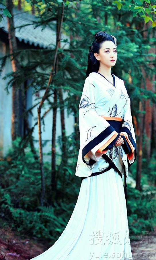 杨蓉获封"古代贵女"典范 还原仪态绝美霍成君