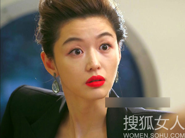 全智贤表情贱肢体夸 千颂伊犯二全回顾
