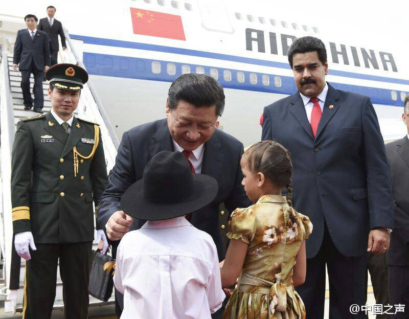 习近平抵访委内瑞拉 战机升空护航-新闻图片库