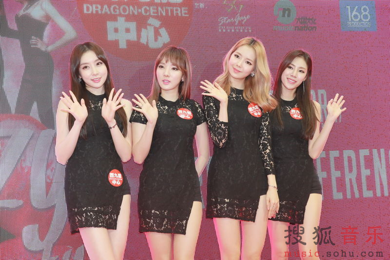 19禁女团stellar高叉现身 坚持性感路线闯乐坛