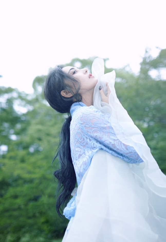 又撞脸了 张馨予晒唯美写真被指像范冰冰8768572 搜狐时尚频道图片库 大视野 搜狐